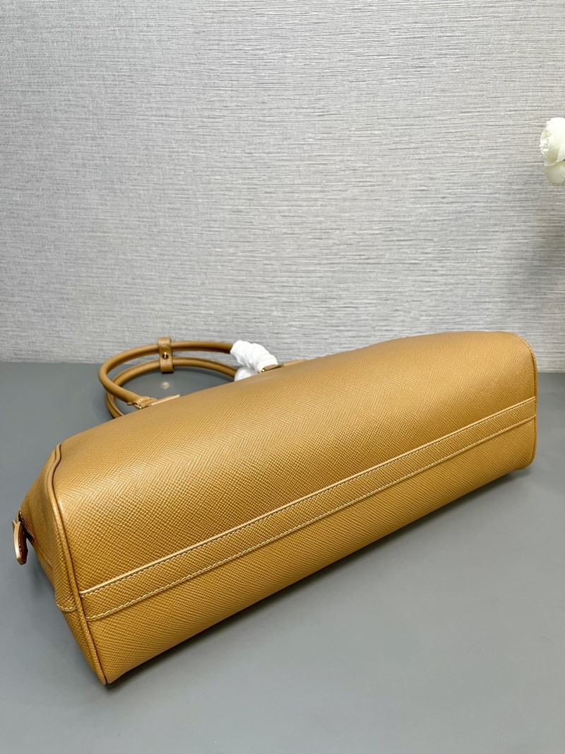 Pra*a top handle bags